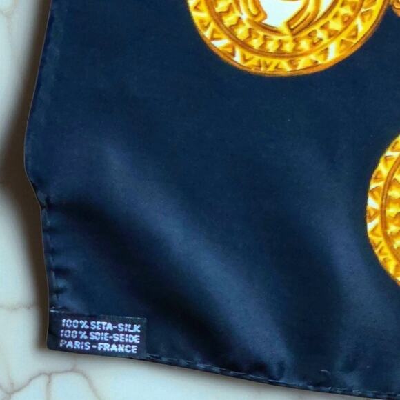 Authentic CHANEL Paris Silk Scarf – Gold Coin & Chain Print – Vintage 1990s –... - Picture 12 of 16